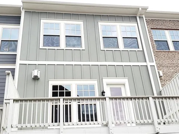 2681 Queenstown St, Norcross, GA 30071