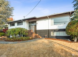 8421 220th St SW, Edmonds, WA 98026