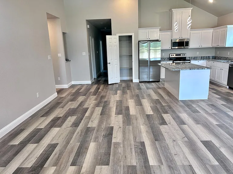 232 Marianne Cir — Photo 8