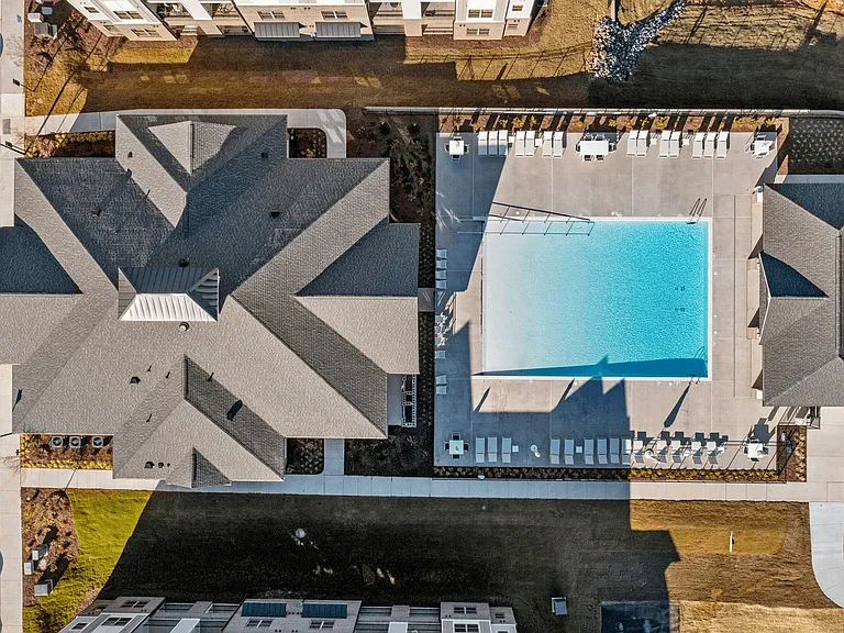 Litchford 315 Apartments — Photo 3
