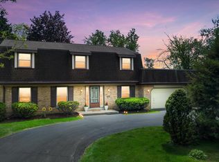 17645 Wexford Ct, Brookfield, WI 53045