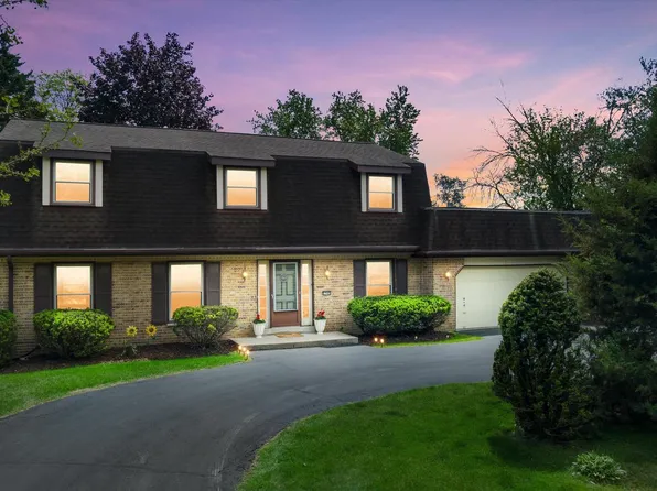 17645 Wexford COURT, Brookfield, WI 53045