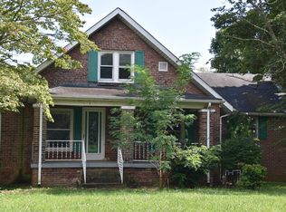 803 W 9th St, Russellville, KY 42276