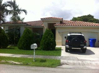 1310 N 30th Ct, Hollywood, FL 33021