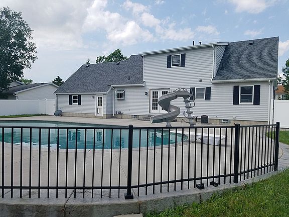 3rd image of 1110 Mourning Dove Ln