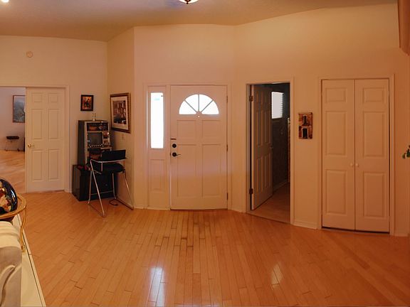 3rd image of 2201 NW 41st Ave