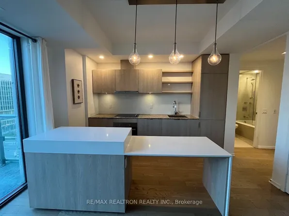 12 Bonnycastle St, Toronto, ON
