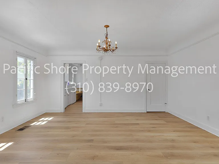 533 N. Windsor Blvd — Photo 6