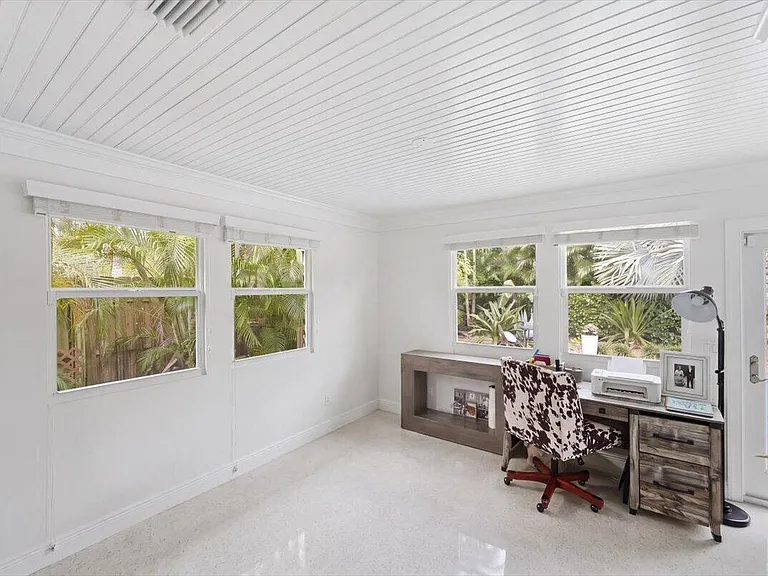 206 SE Wentworth Dr — Photo 20