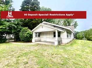 700 S Hawthorne Ave APT B, Independence, MO 64053