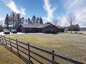 2nd image of 565 Prosperous Valley Rd