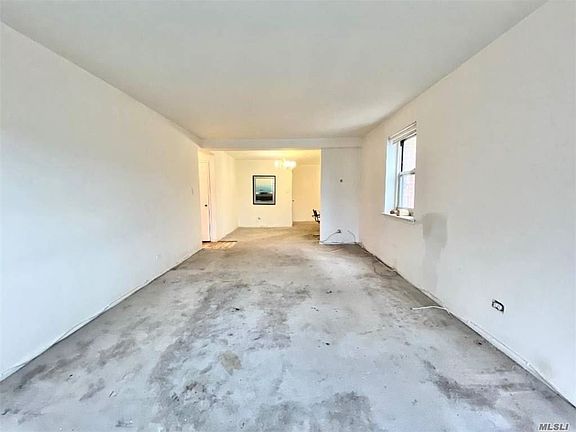 4th image of 29-30 138th St #4