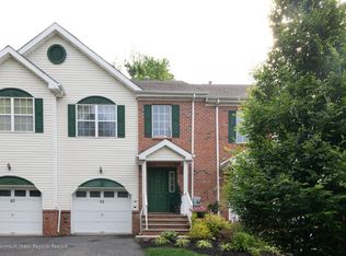 95 Heron Ct, Manalapan, NJ 07726