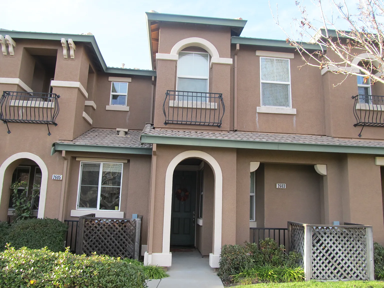2603 Las Palomas Loop photo 1