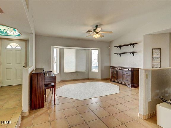 5th image of 3810 Breakwater Dr