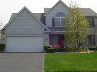 5458 Eagle Trace Dr, Sylvania, OH 43560