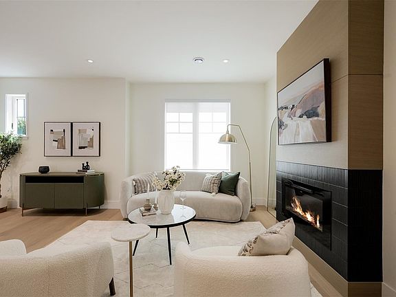 5th image of 1514 Foul Bay Rd #2