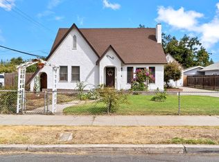 1294 N Calaveras St, Fresno, CA 93728