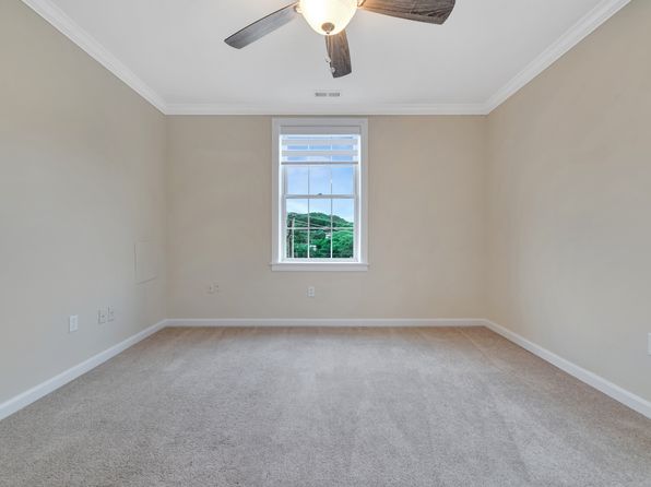 11 46th St SE APT 303
