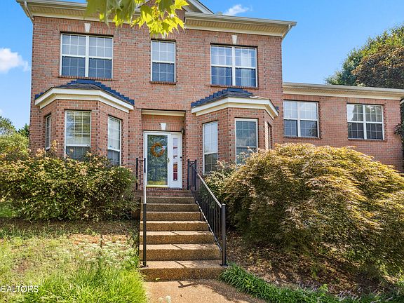 3rd image of 9012 Roemeadow Ln