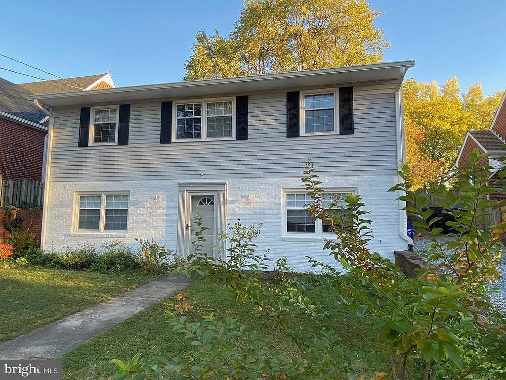 Building Photo - 1316 Rowe St