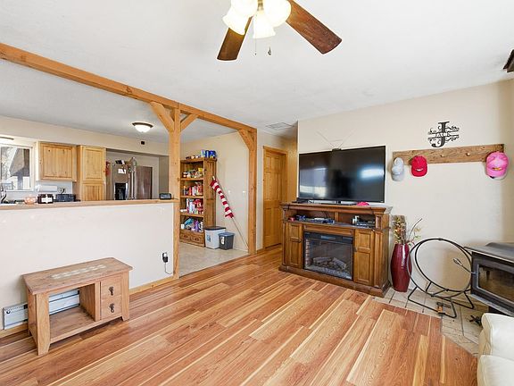 4th image of 1212 22nd Rd