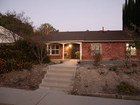 23301 Balmoral Ln, West Hills, CA 91307