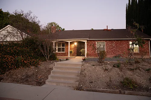 23301 Balmoral Ln Photo 1