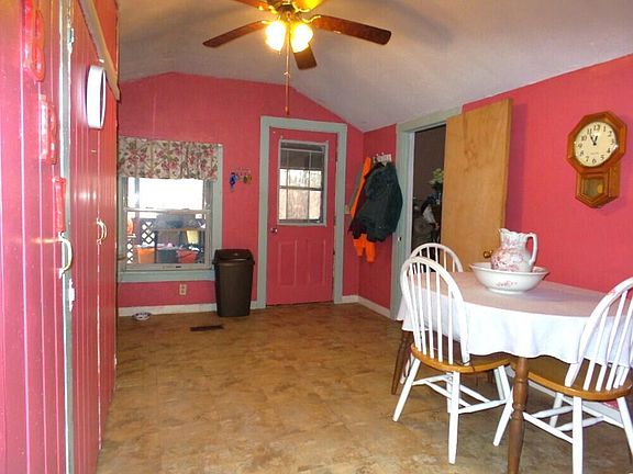 3rd image of 203 Bigelow Hill Road