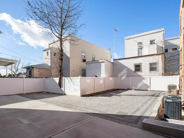 133 Clifton Place image 19 of 20