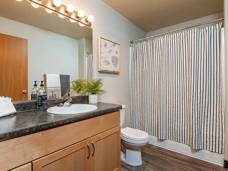 Meadow View | Bathroom