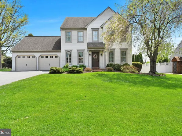 1840 Krystle Dr, Lancaster, PA 17602