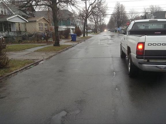 4th image of 355 Dartmouth Ave