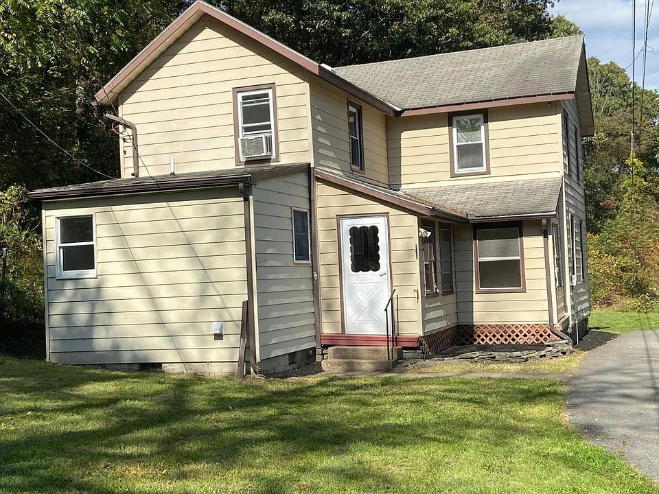 207 Munch Dr, Henryville, PA 18332 Zillow