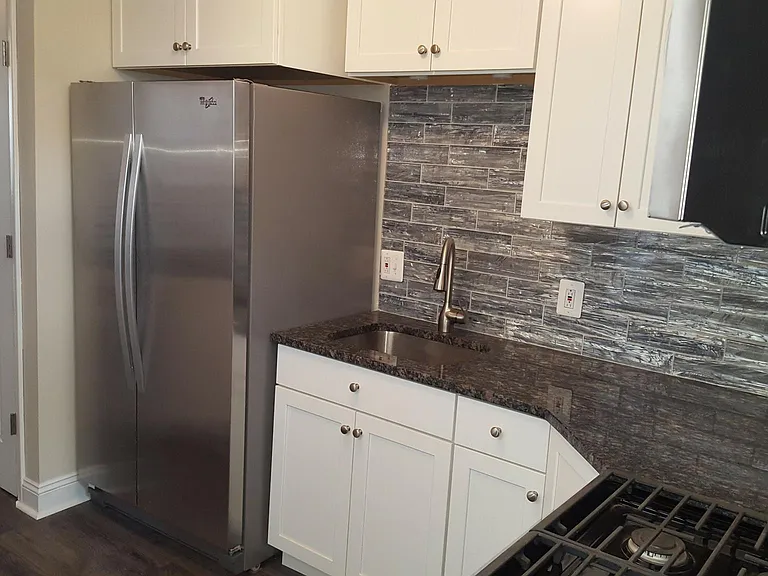 3415 Mount Vernon St — Photo 9