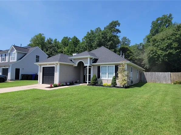 329 Stonehenge Dr, Suffolk, VA 23434