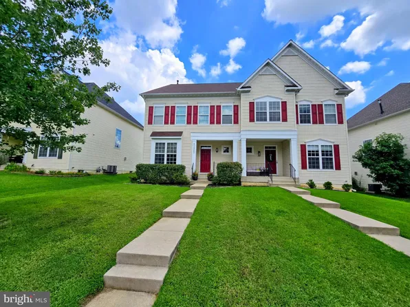 23317 Hyacinth Ln, California, MD 20619