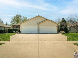 5403 SW Reeder St #5401, Topeka, KS 66604