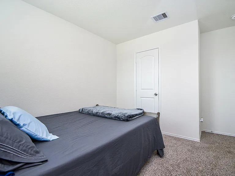 5255 Cherry Tallow Trl — Photo 26