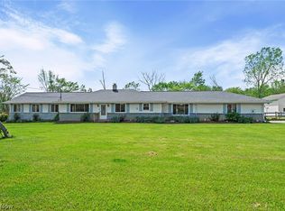 19740 Benbow Rd, Strongsville, OH 44136