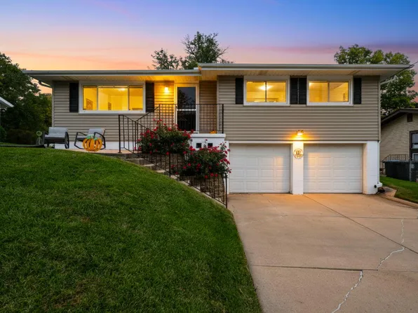 142 Sylvan Dr, Council Bluffs, IA 51503