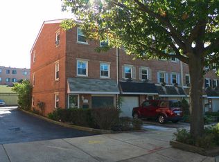 815 N 29th St, Philadelphia, PA 19130