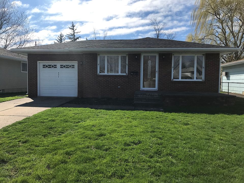 1st image of 237 Ludel Ter