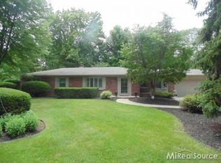 51383 Shelby Rd, Shelby Township, MI 48316