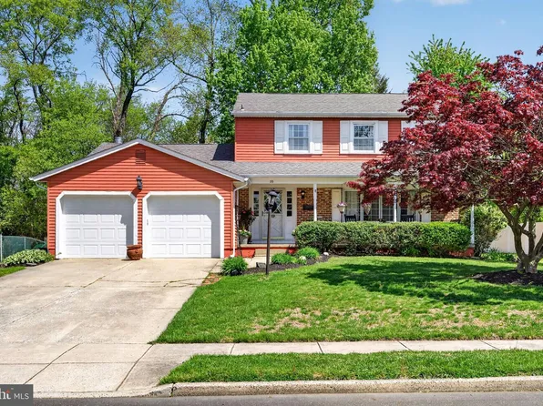 33 Erindale Dr, Marlton, NJ 08053