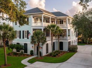 1853 Headquarters Plantation Dr, Johns Island, SC 29455