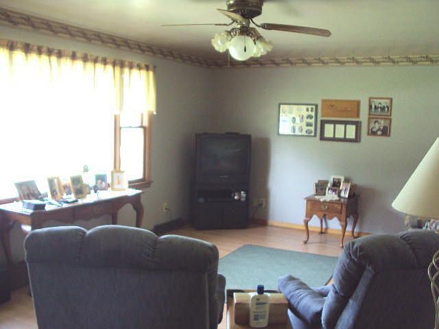2nd image of 308 N Blayney St