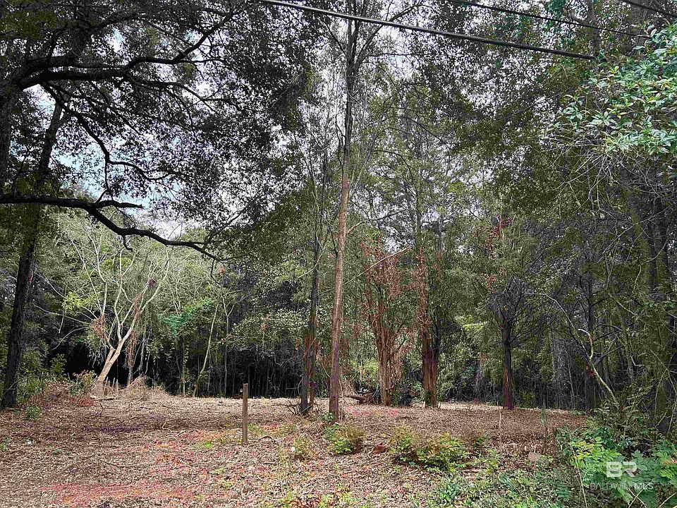 1st image of 229 East Dr