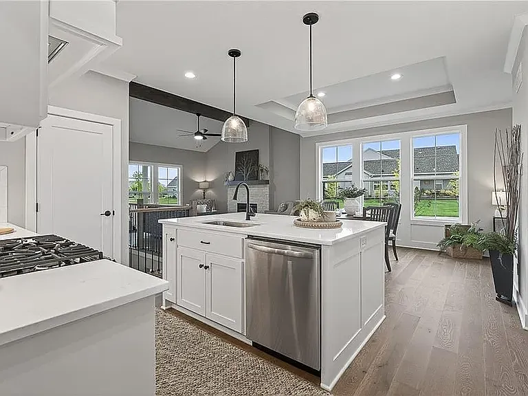 Kitchen - 8218 Aurora St