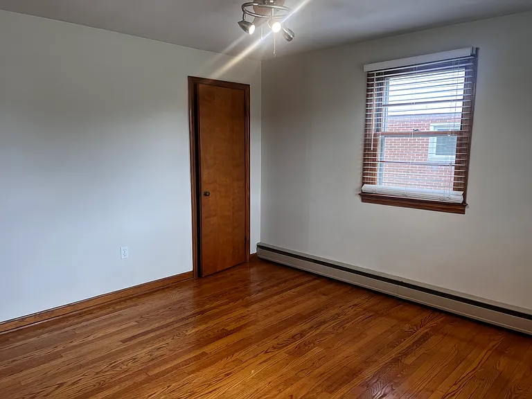 10 Steiger Ave #1 — Photo 12